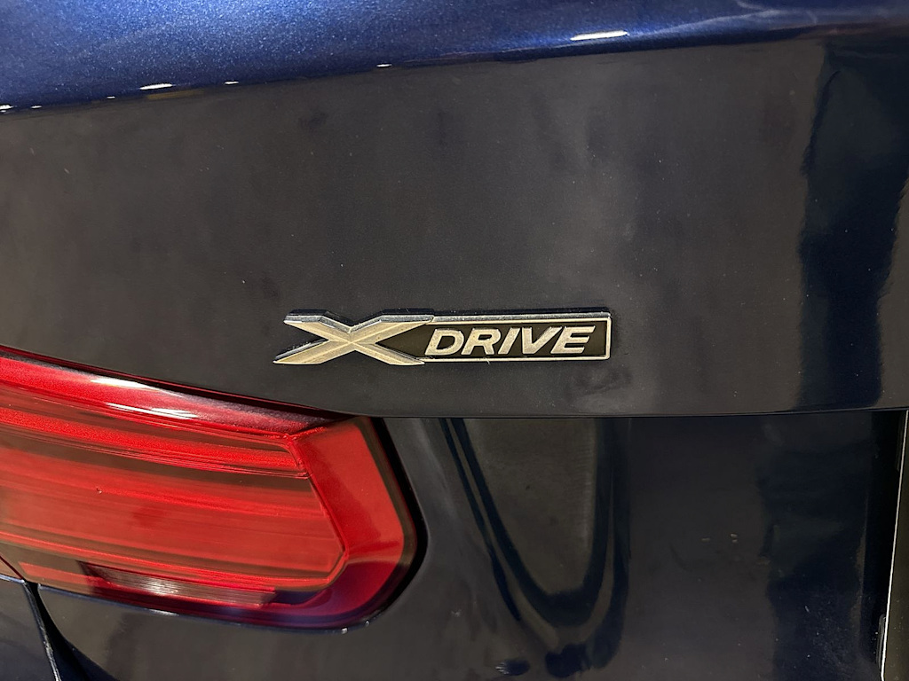 Thumbnail: 2018 BMW 3 Series - 30