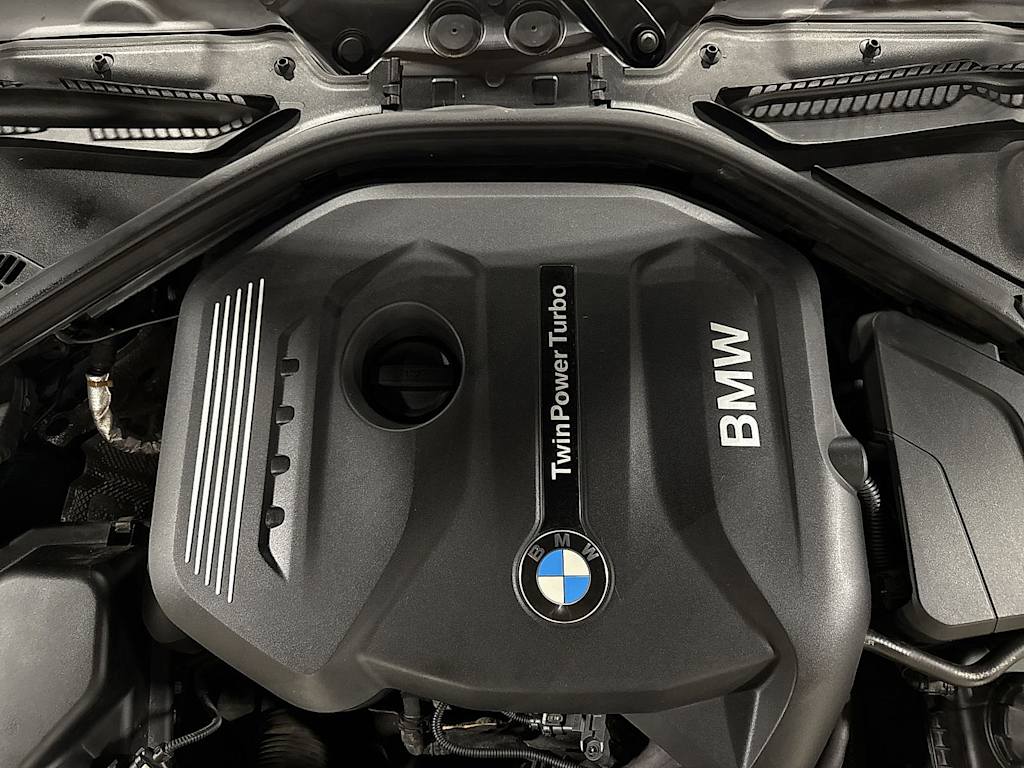 Thumbnail: 2018 BMW 3 Series - 8