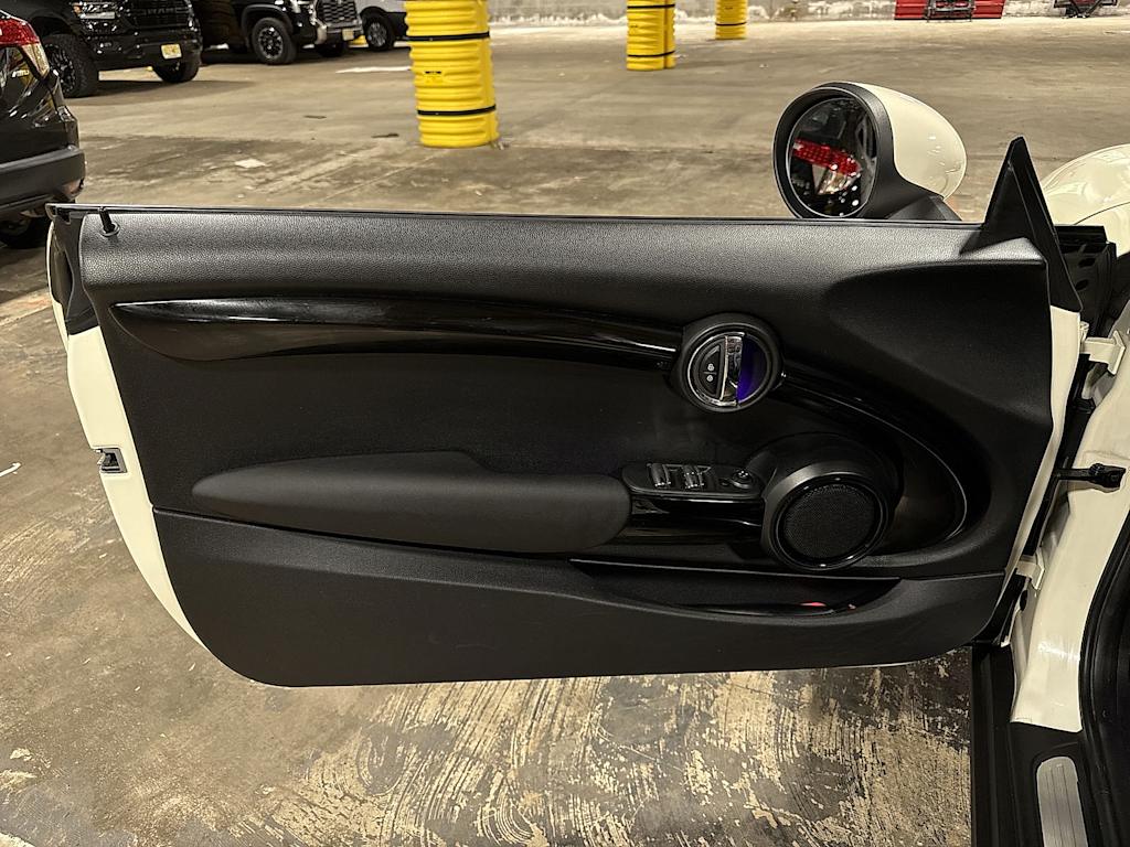 Thumbnail: 2019 MINI Cooper - 29