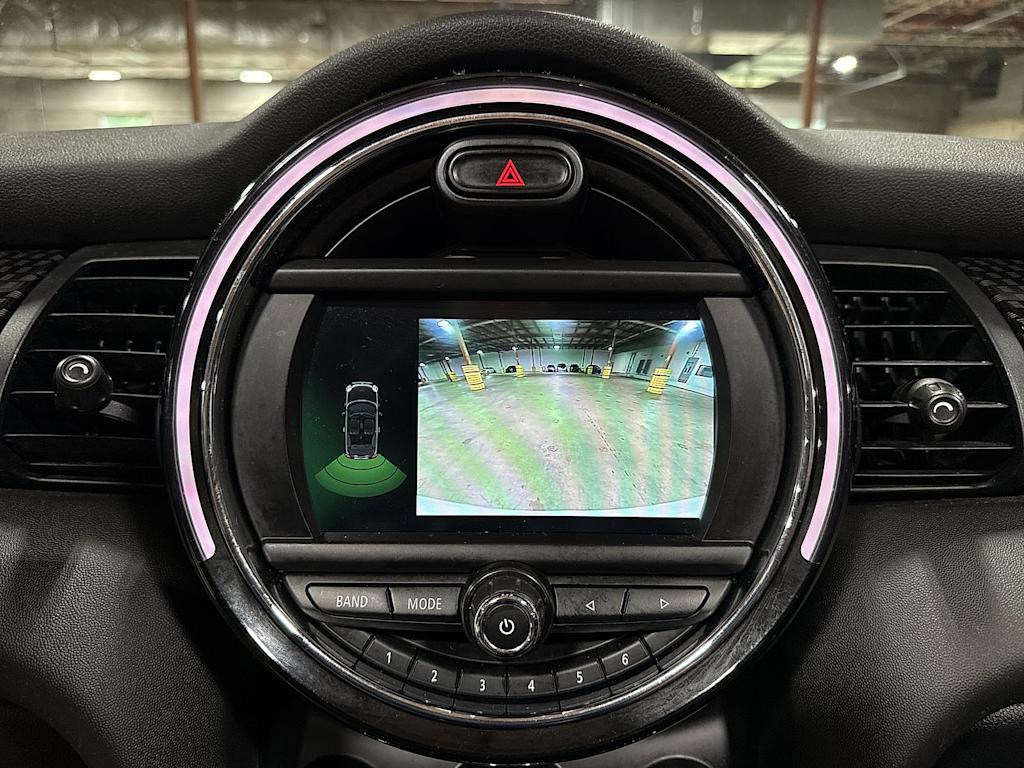 Thumbnail: 2019 MINI Cooper - 27