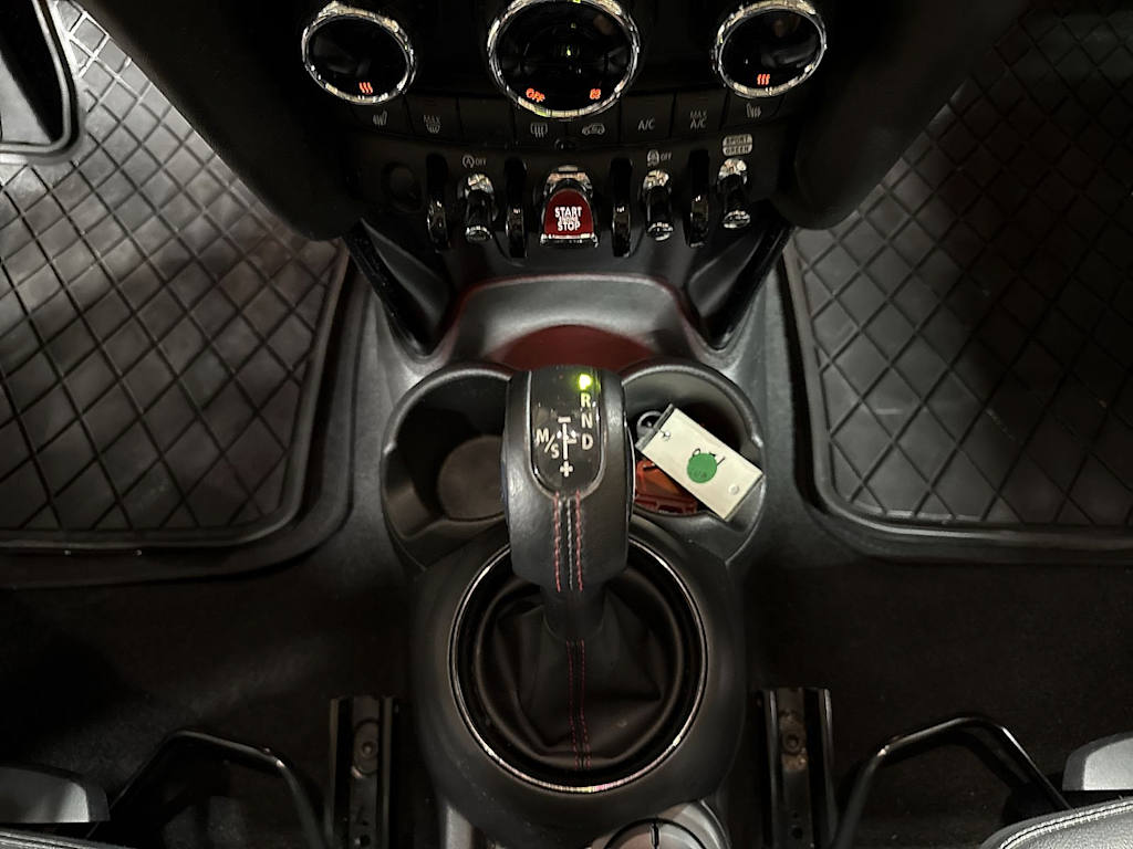 Thumbnail: 2019 MINI Cooper - 12