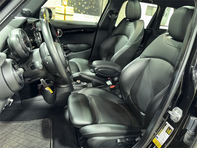 Thumbnail: 2018 MINI Cooper - 9