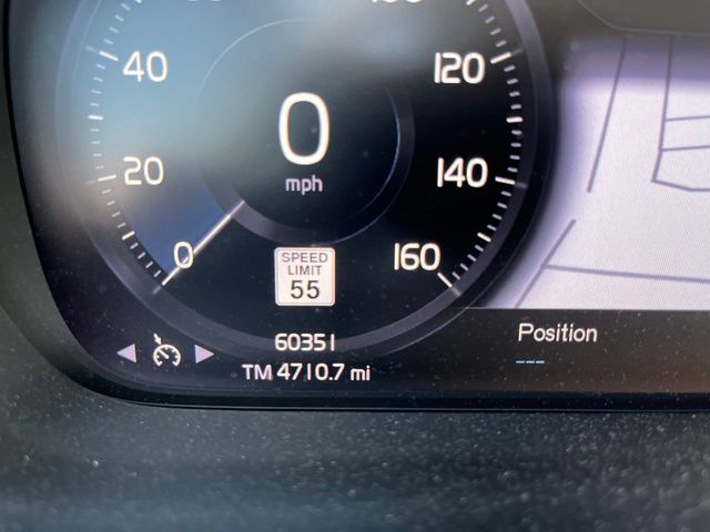 Thumbnail: 2019 Volvo XC40 - 6
