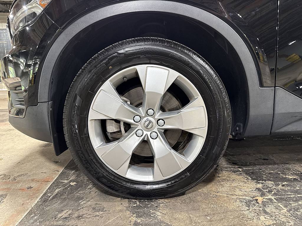 Thumbnail: 2019 Volvo XC40 - 7