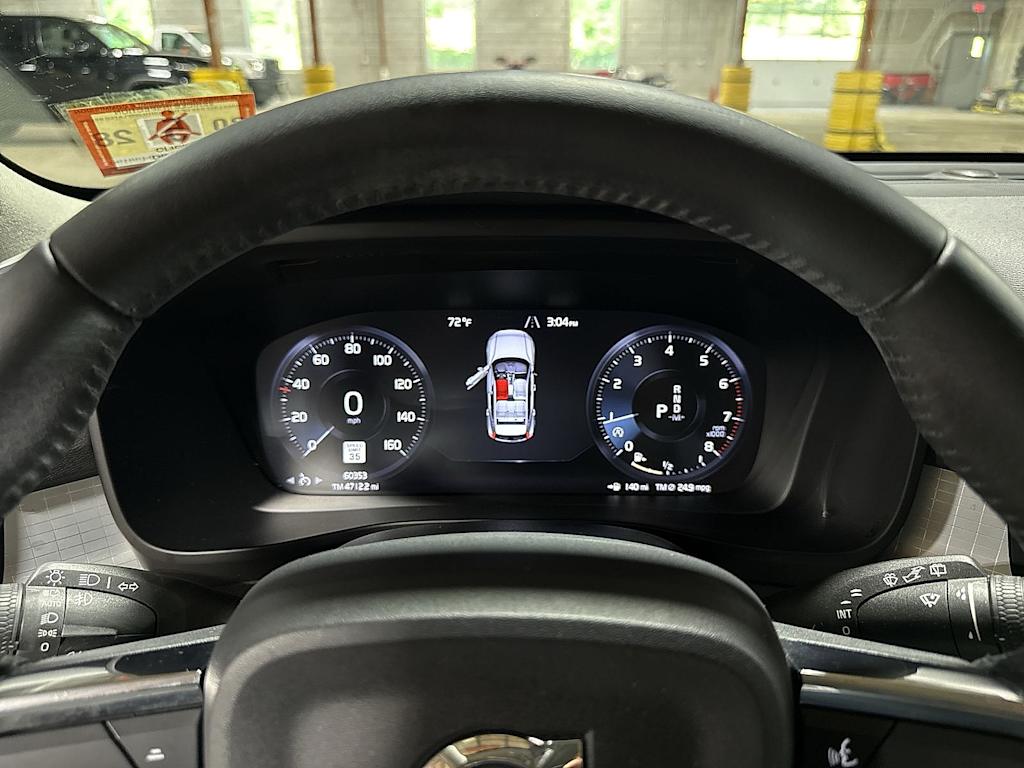 Thumbnail: 2019 Volvo XC40 - 34