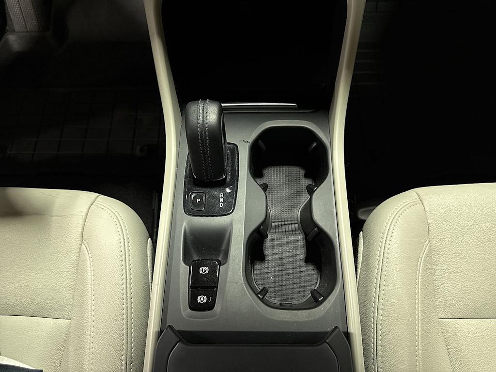 Thumbnail: 2019 Volvo XC40 - 13