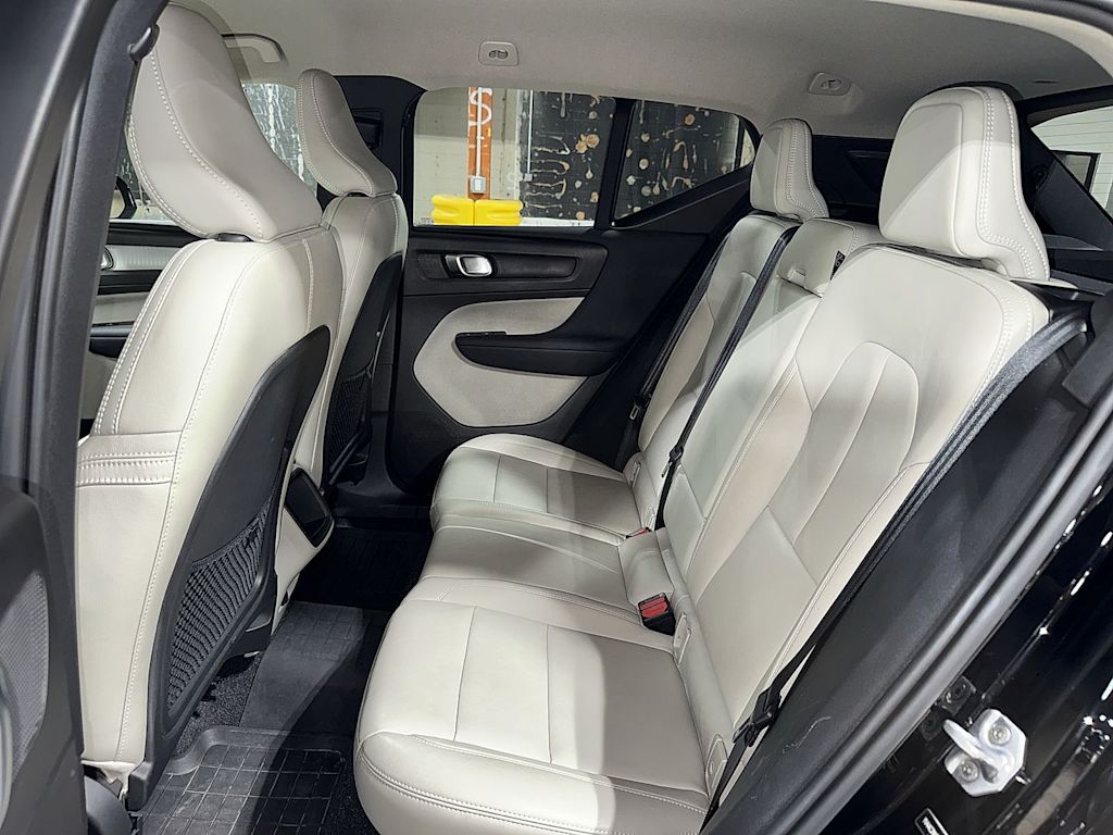 Thumbnail: 2019 Volvo XC40 - 11