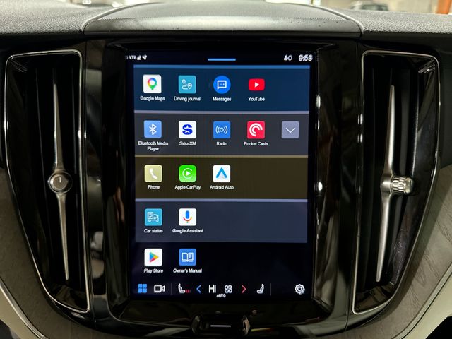Thumbnail: 2023 Volvo XC60 - 24
