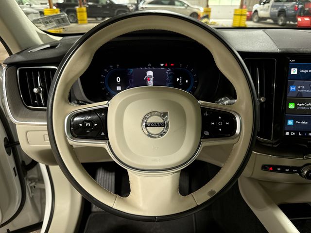 Thumbnail: 2023 Volvo XC60 - 2