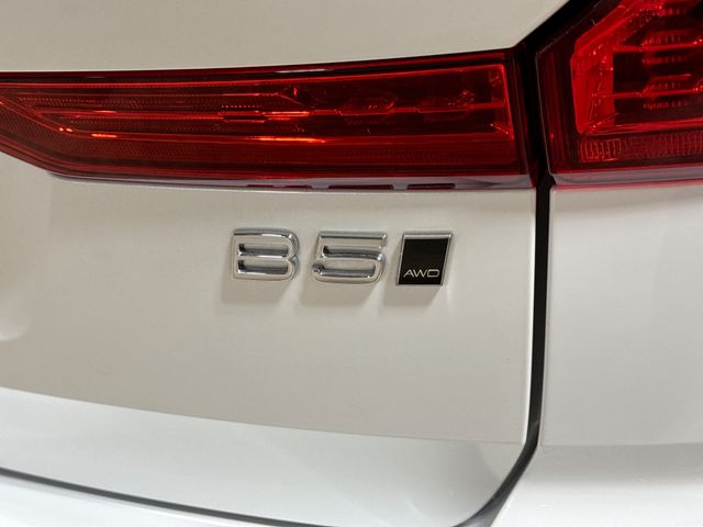 Thumbnail: 2023 Volvo XC60 - 30