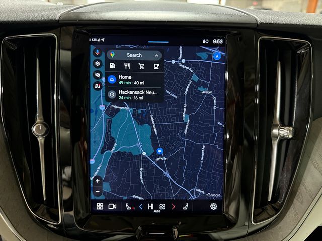 Thumbnail: 2023 Volvo XC60 - 23