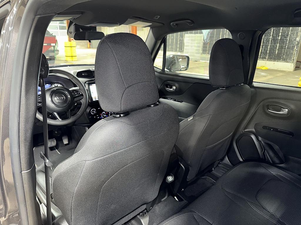 Thumbnail: 2021 Jeep Renegade - 28