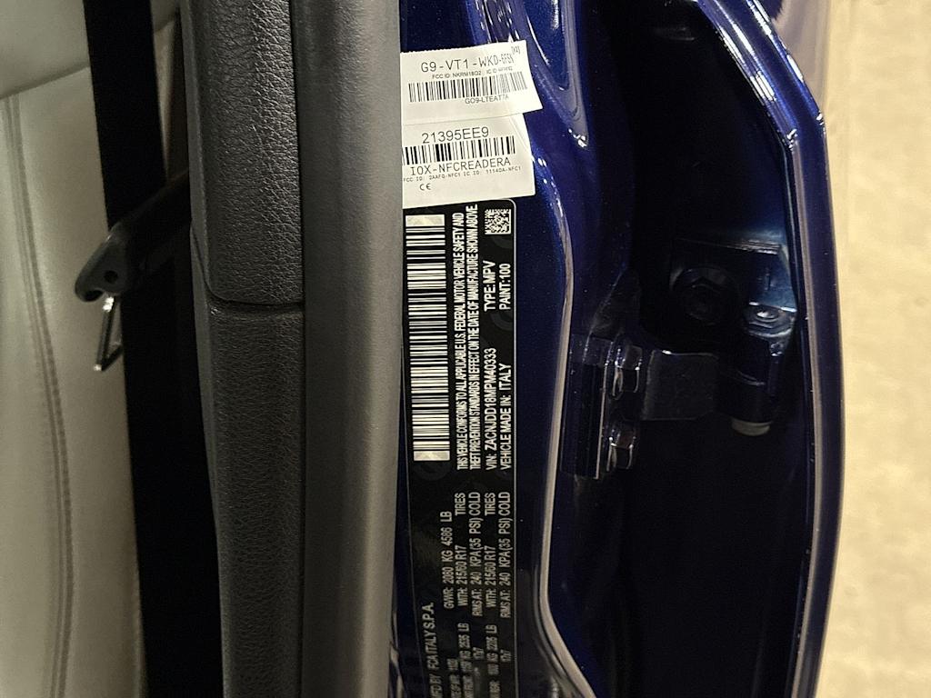 Thumbnail: 2021 Jeep Renegade - 24