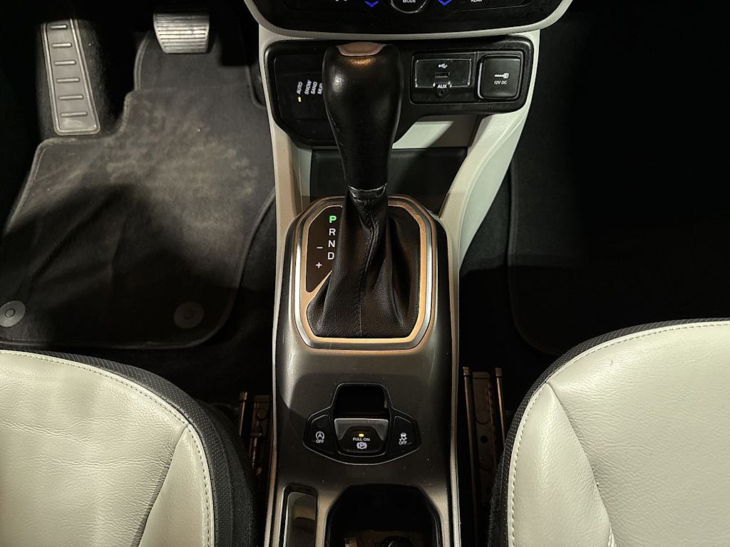 Thumbnail: 2021 Jeep Renegade - 13