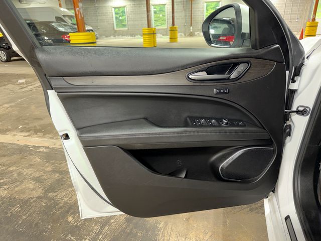Thumbnail: 2020 Alfa Romeo Stelvio - 30