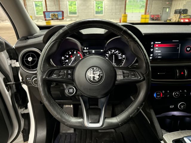 Thumbnail: 2020 Alfa Romeo Stelvio - 2