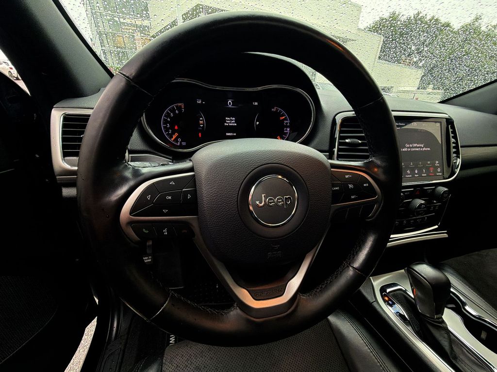 Thumbnail: 2020 Jeep Grand Cherokee - 9