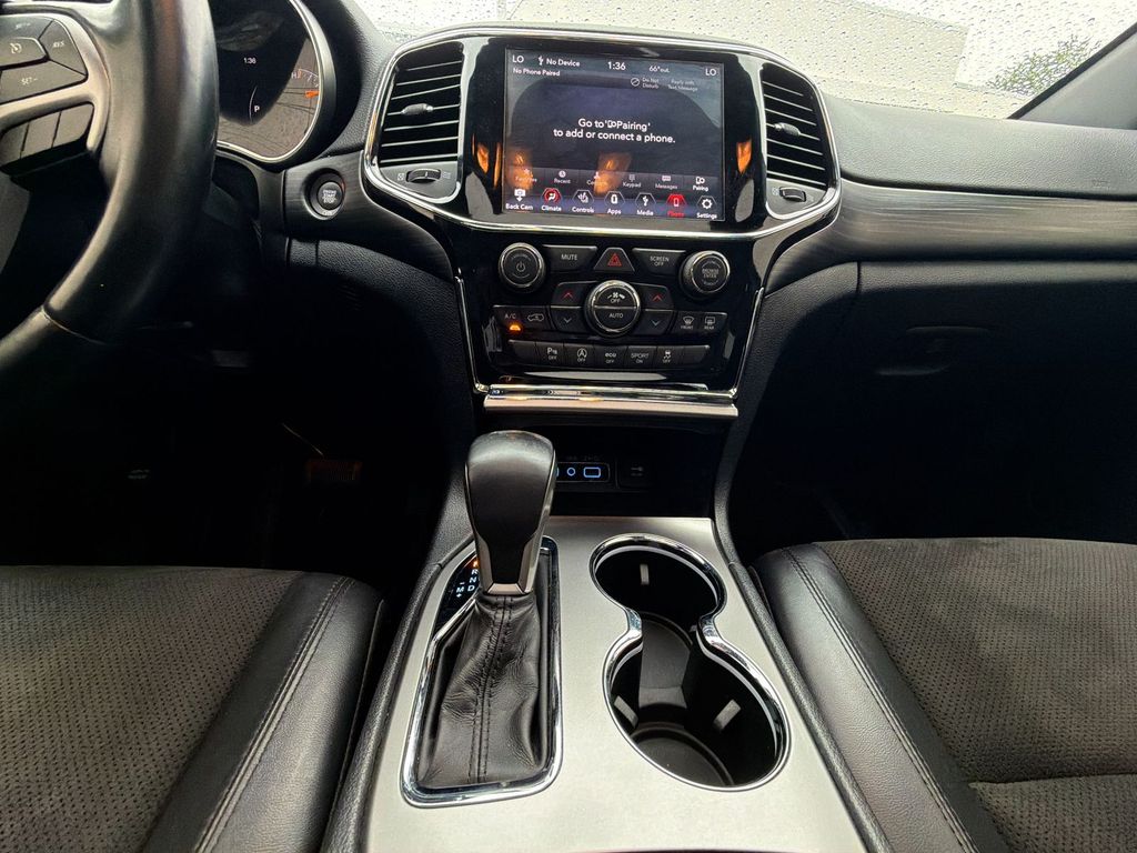 Thumbnail: 2020 Jeep Grand Cherokee - 13