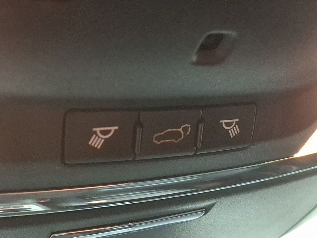 Thumbnail: 2018 Jeep Grand Cherokee - 25