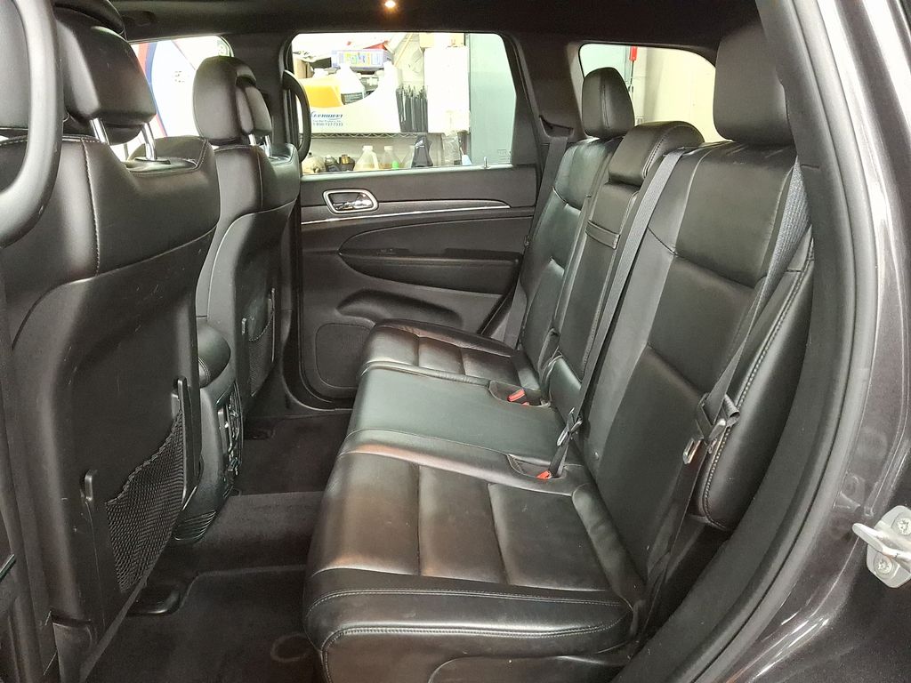 Thumbnail: 2018 Jeep Grand Cherokee - 8