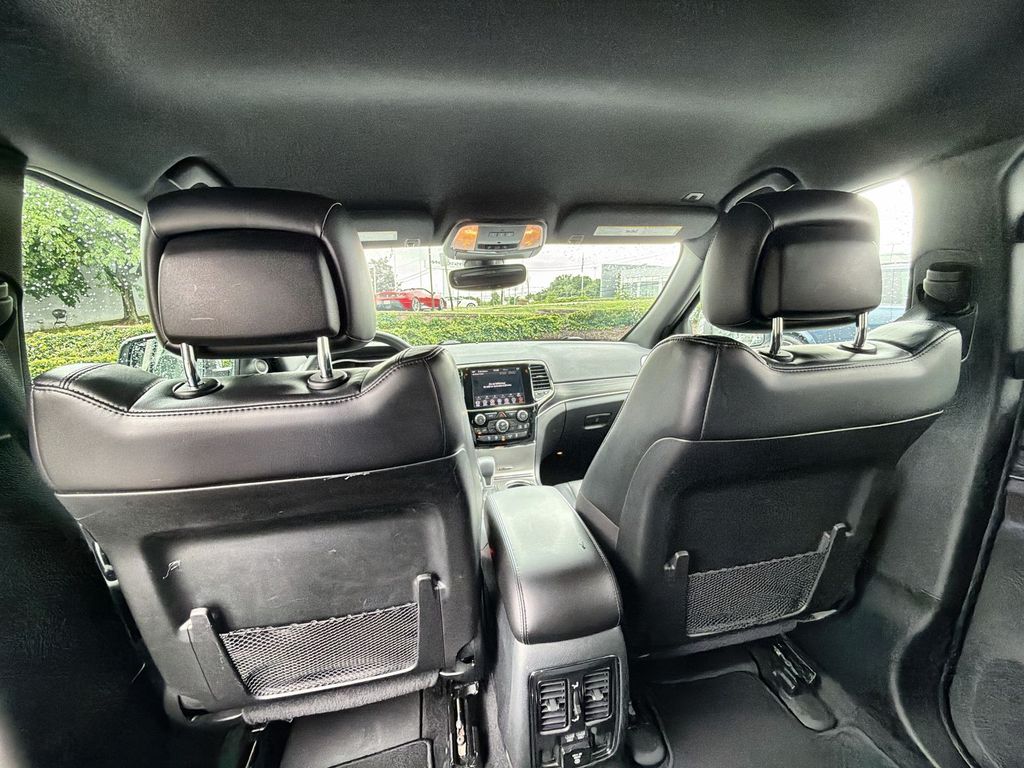 Thumbnail: 2019 Jeep Grand Cherokee - 13