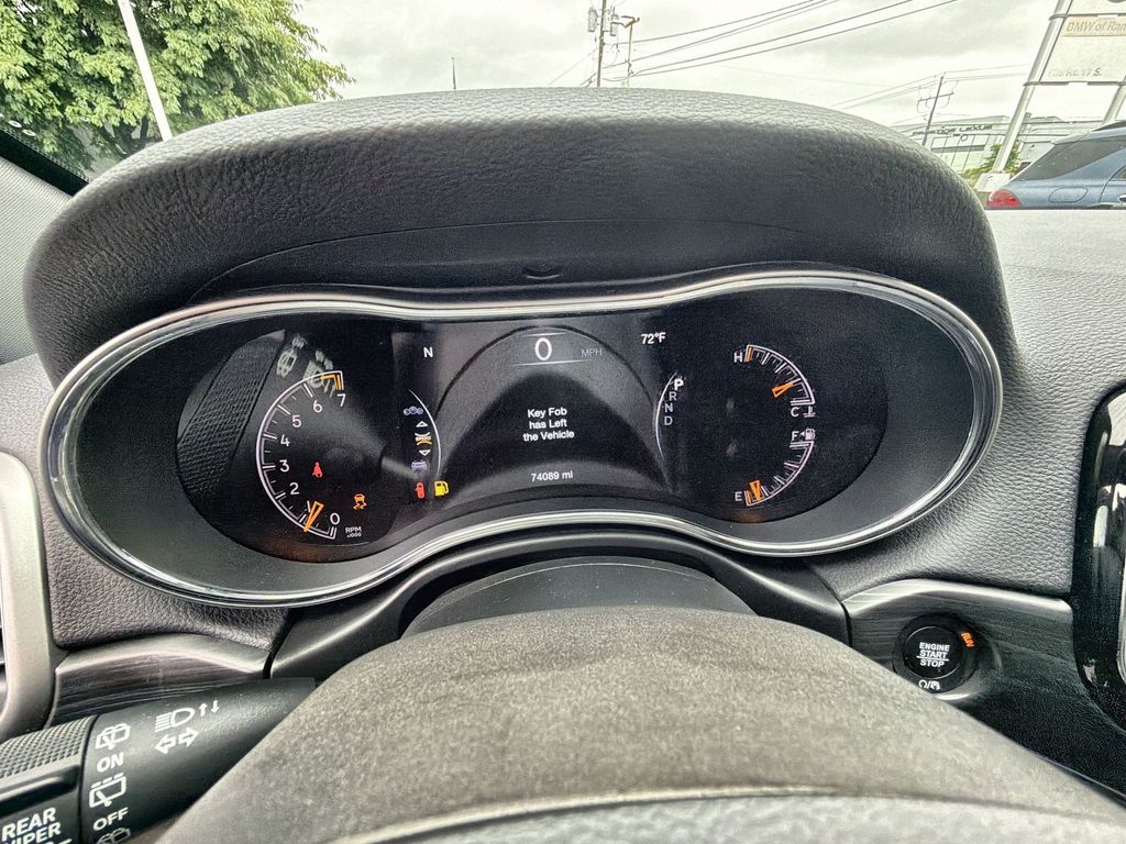 Thumbnail: 2019 Jeep Grand Cherokee - 16
