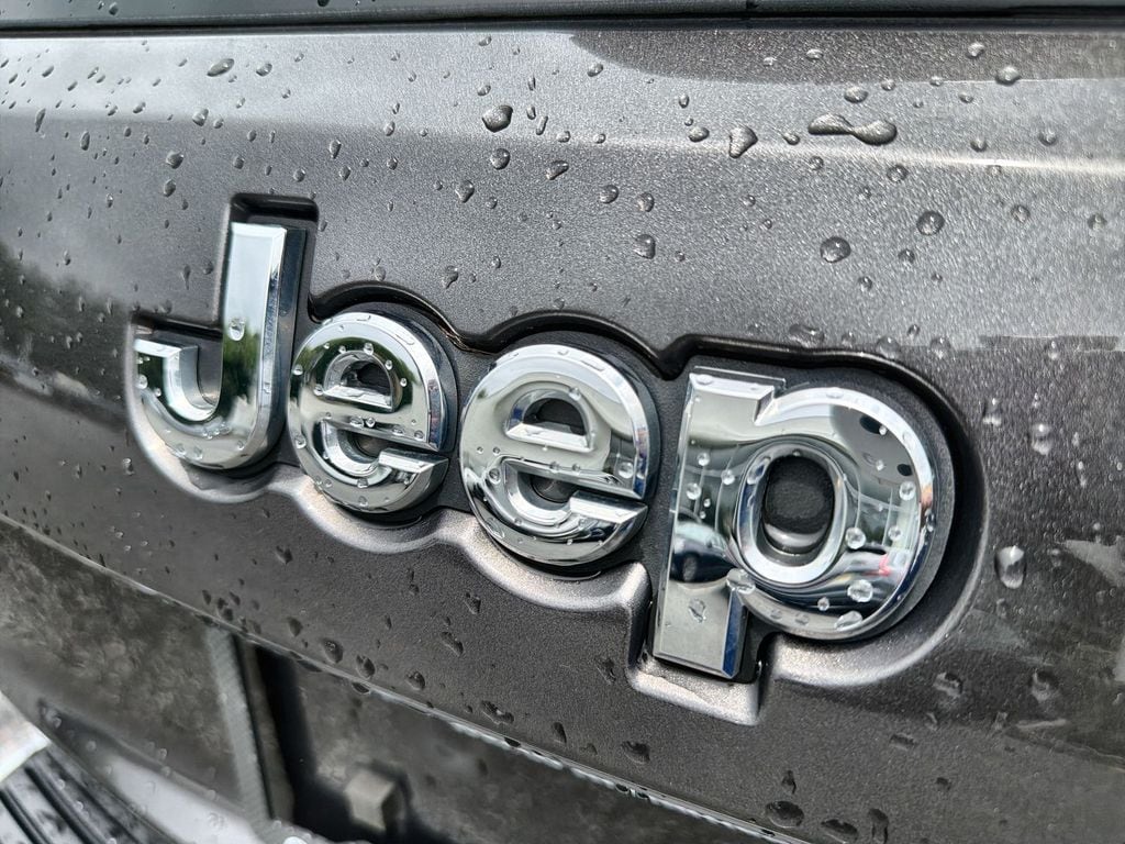 Thumbnail: 2019 Jeep Grand Cherokee - 7