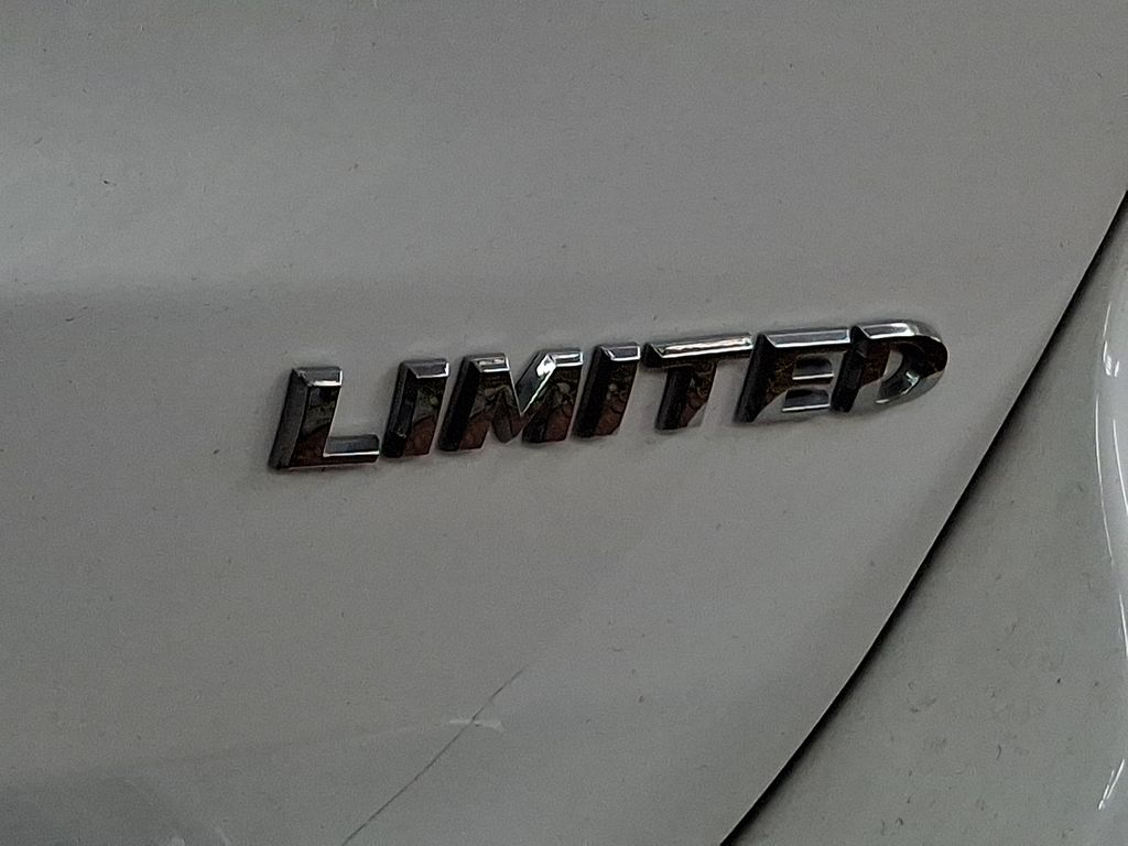 Thumbnail: 2022 Jeep Grand Cherokee - 5