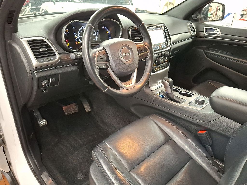 Thumbnail: 2022 Jeep Grand Cherokee - 2