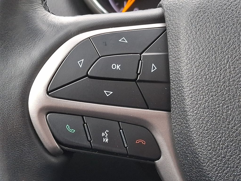 Thumbnail: 2018 Jeep Grand Cherokee - 22