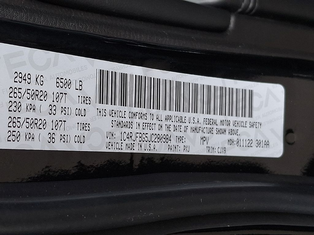 Thumbnail: 2018 Jeep Grand Cherokee - 14