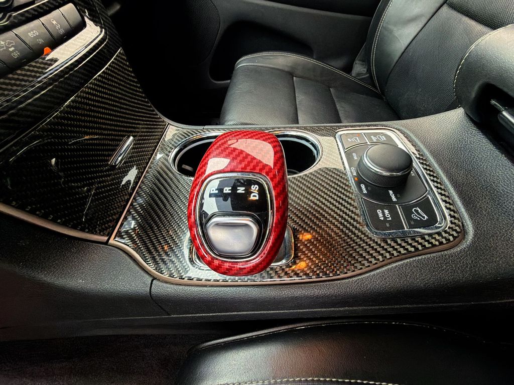 Thumbnail: 2015 Jeep Grand Cherokee - 14