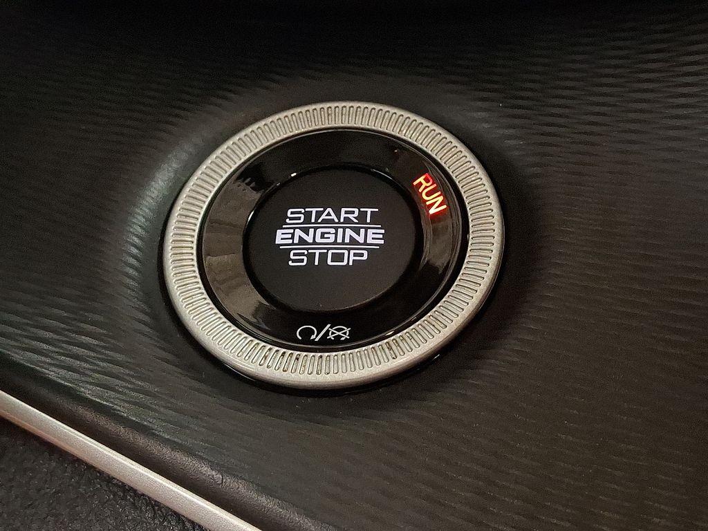 Thumbnail: 2024 Jeep Grand Cherokee - 19