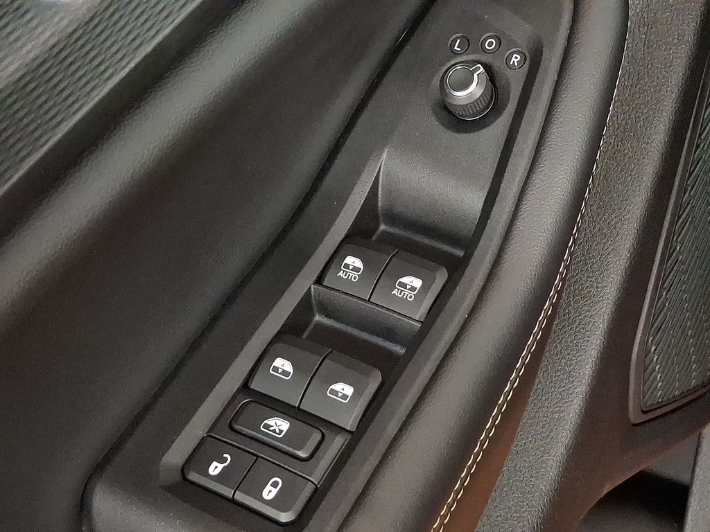 Thumbnail: 2024 Jeep Grand Cherokee - 23