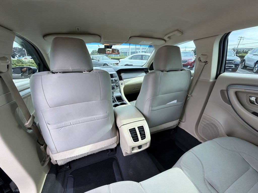 Thumbnail: 2019 Ford Taurus - 12