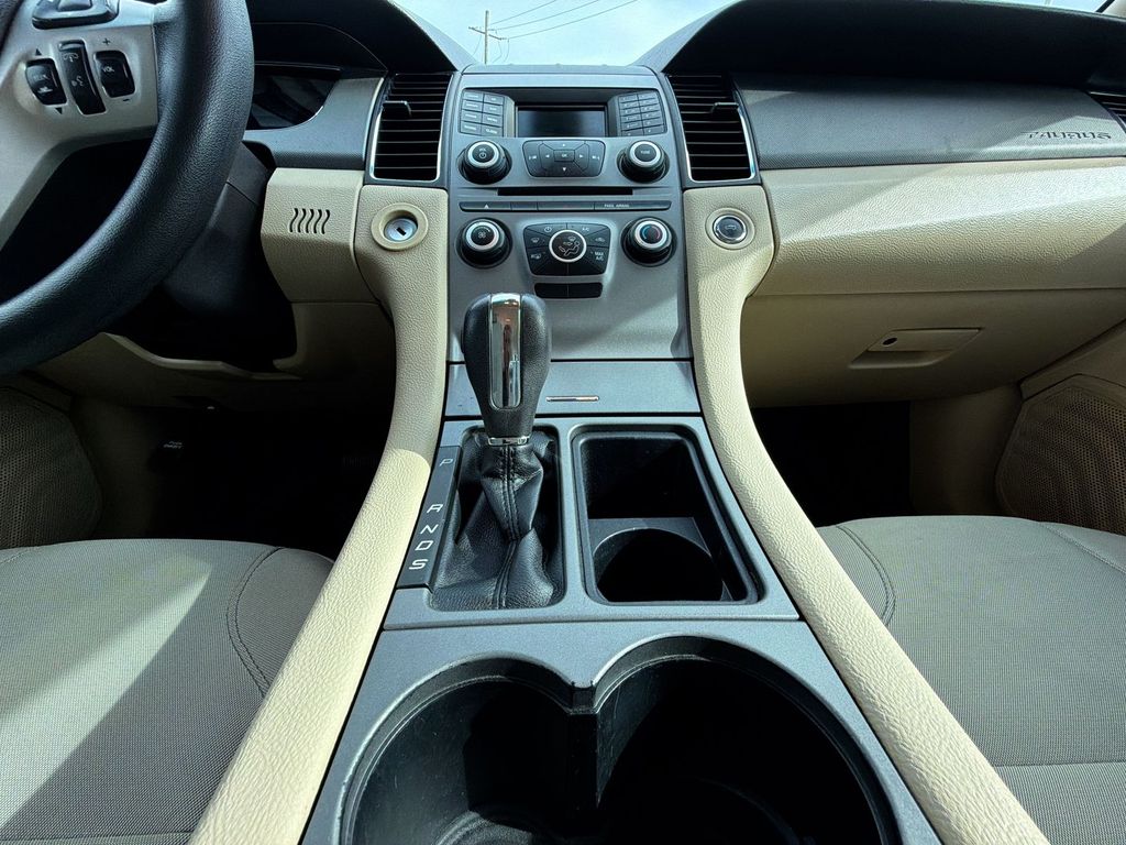 Thumbnail: 2019 Ford Taurus - 13