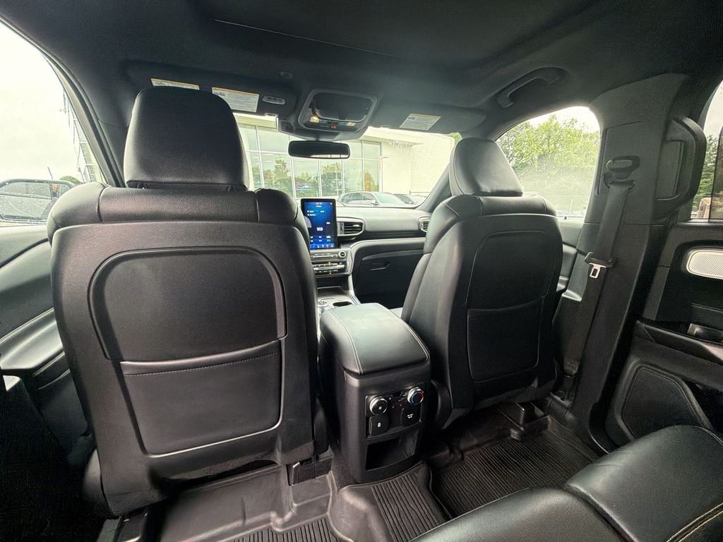 Thumbnail: 2020 Ford Explorer - 13