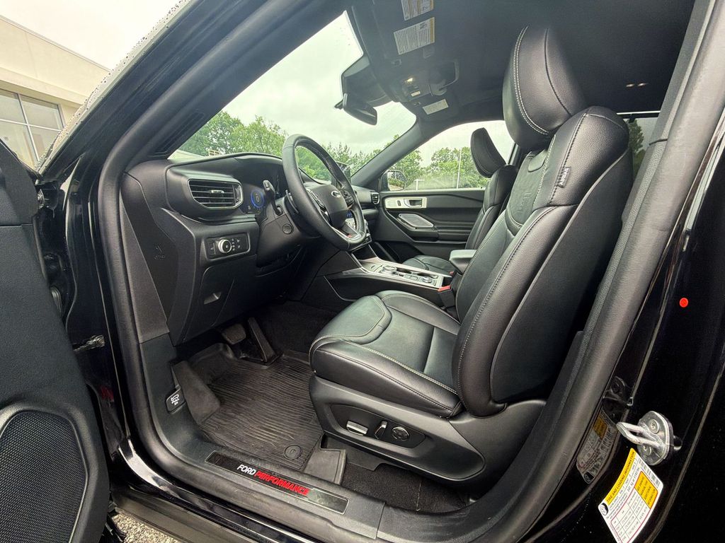 Thumbnail: 2020 Ford Explorer - 23