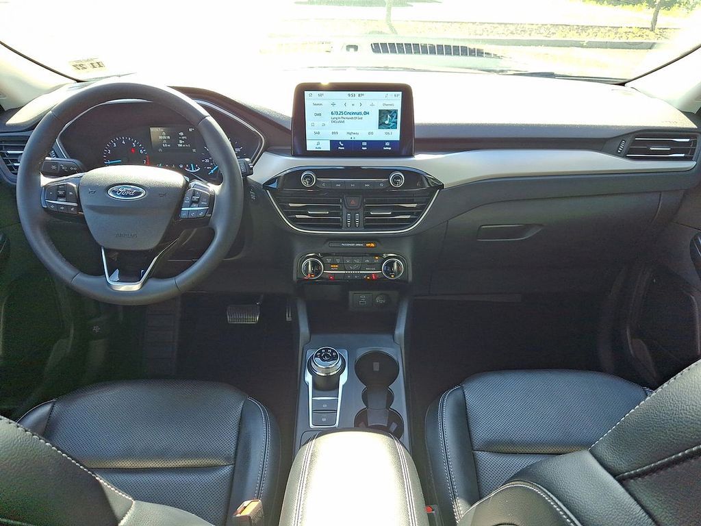 Thumbnail: 2022 Ford Escape - 2