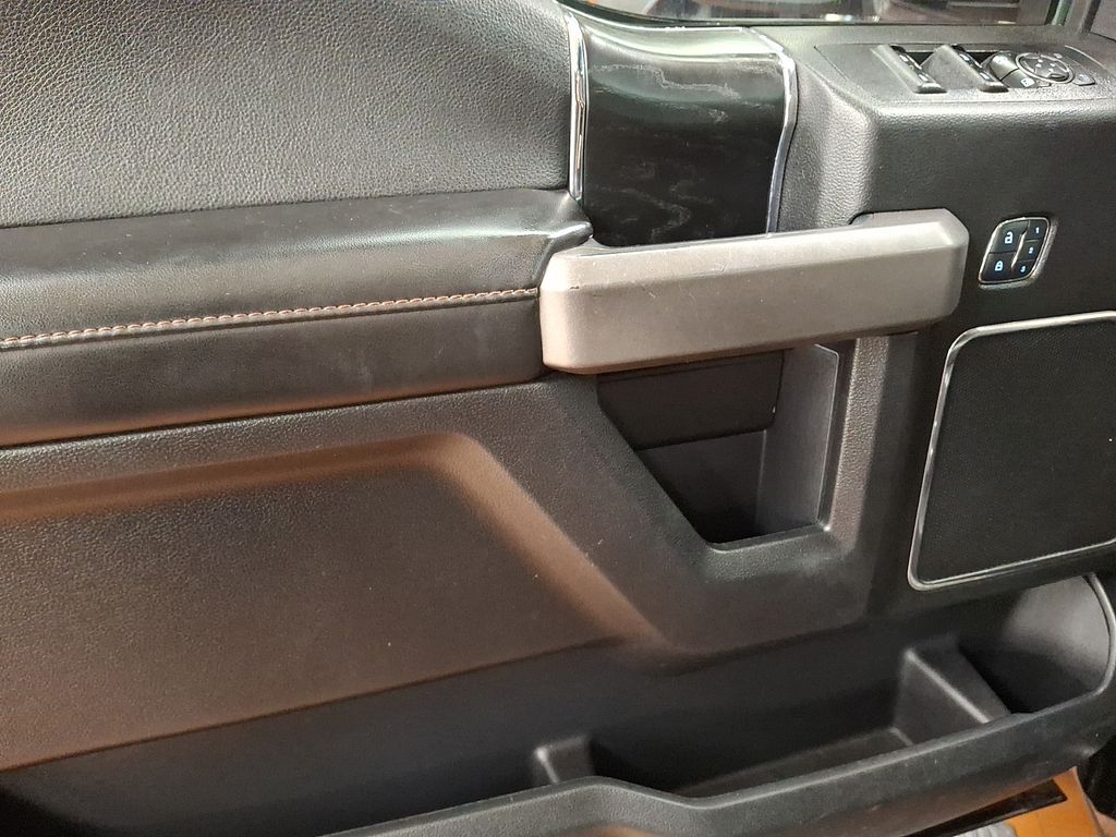 Thumbnail: 2018 Ford F-150 - 14