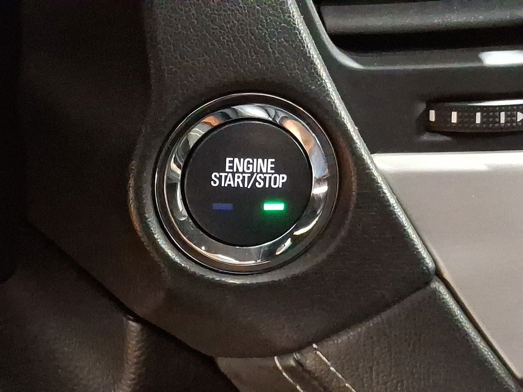 Thumbnail: 2017 GMC Yukon - 23