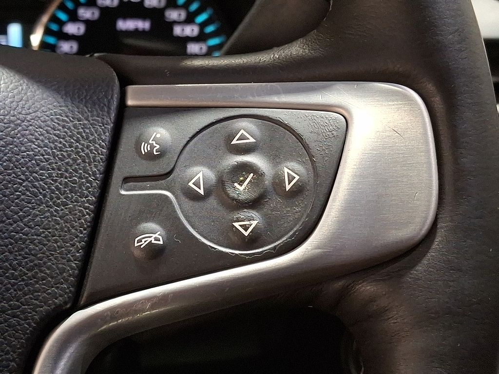 Thumbnail: 2017 GMC Yukon - 22