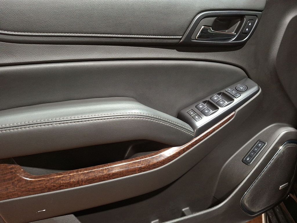 Thumbnail: 2017 GMC Yukon - 16