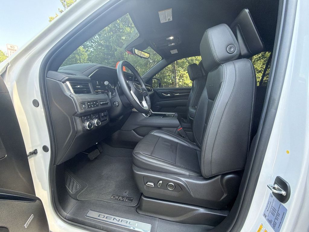 Thumbnail: 2024 GMC Yukon - 11