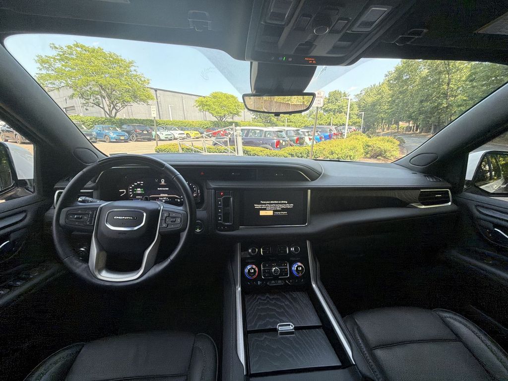 Thumbnail: 2024 GMC Yukon - 2