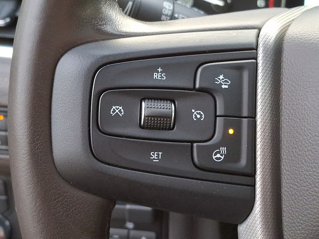 Thumbnail: 2021 GMC Yukon XL - 23