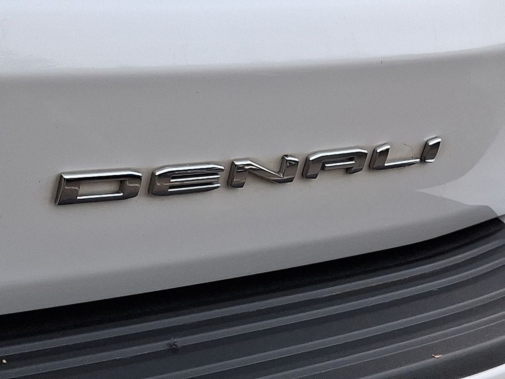 Thumbnail: 2021 GMC Yukon XL - 30