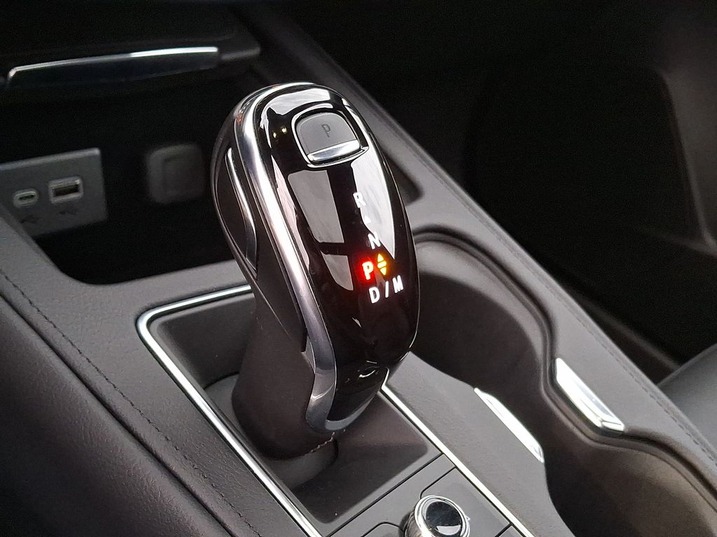 Thumbnail: 2024 Cadillac XT4 - 10