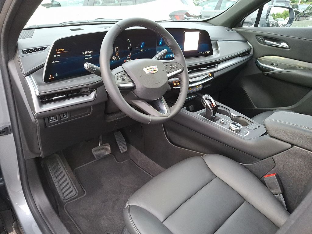 Thumbnail: 2024 Cadillac XT4 - 2
