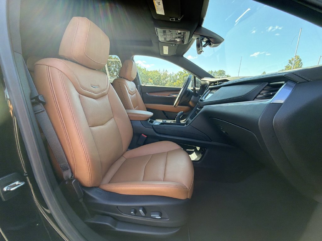 Thumbnail: 2024 Cadillac XT5 - 27